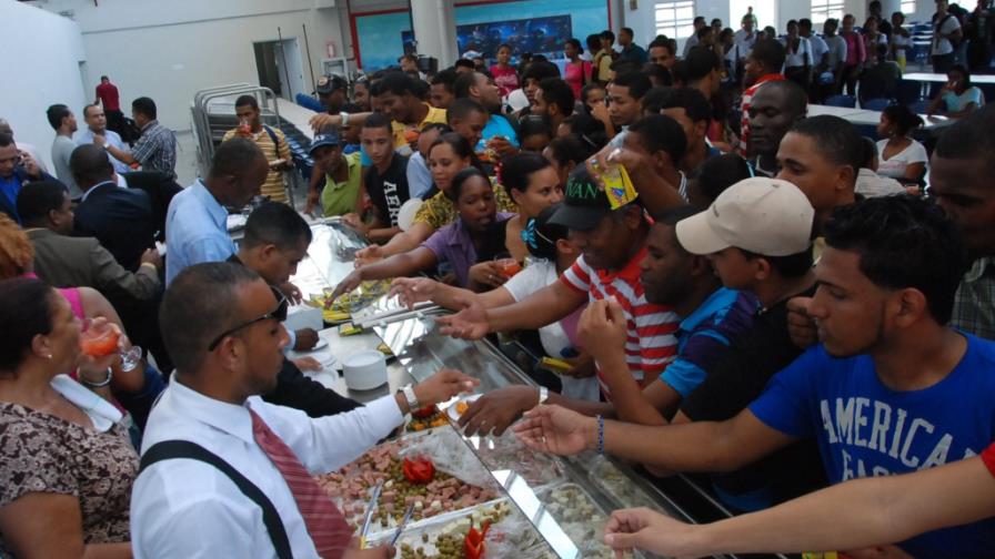 La UASD pone desde hoy a funcionar el nuevo comedor La UASD pone desde hoy a funcionar el nuevo comedor