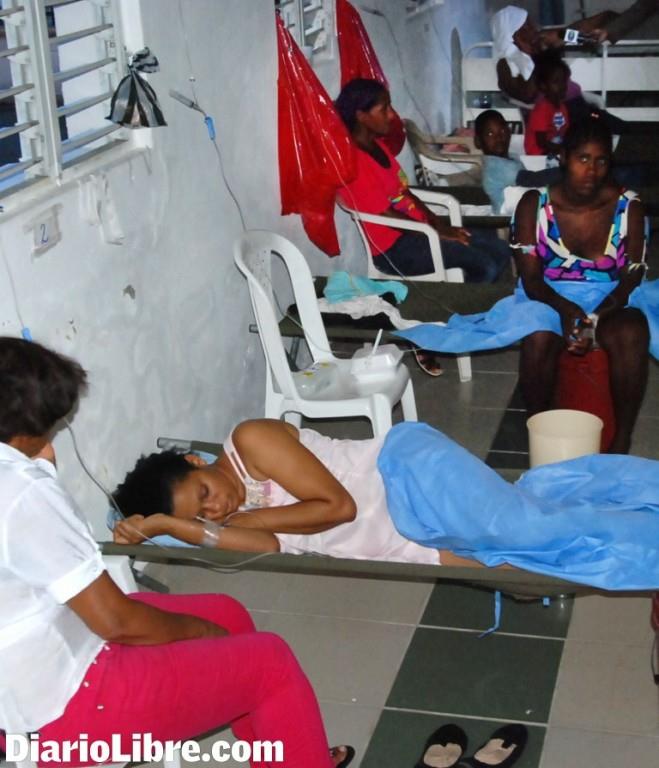 Reportan 69 casos de cólera en San Cristóbal; analizarán el agua a granel