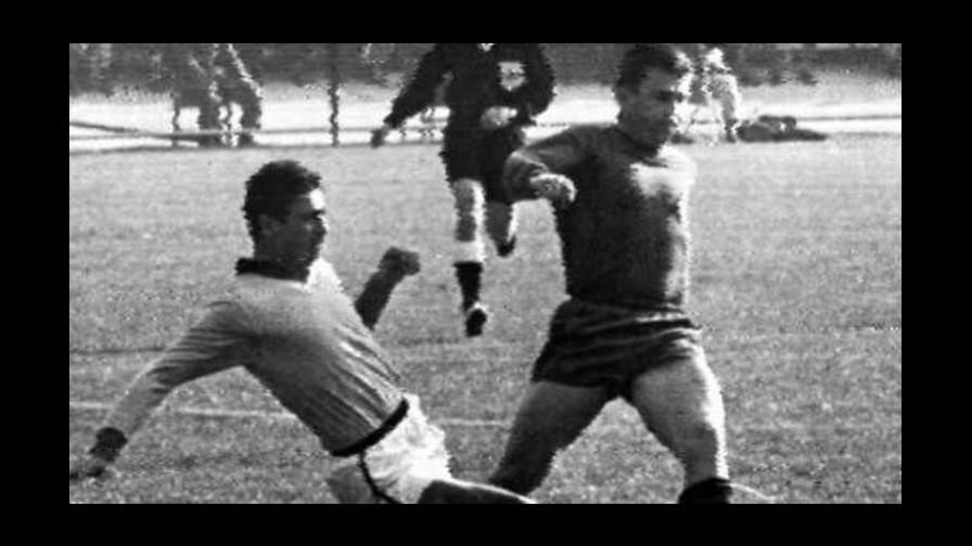 Murió el brasileño Nilton Santos, considerado el mejor lateral izquierdo de la historia Murió el brasileño Nilton Santos, considerado el mejor lateral izquierdo de la historia