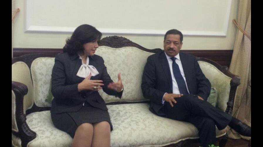 Roberto Rosario acude al Palacio Nacional y se entrevista con la Vicepresidenta