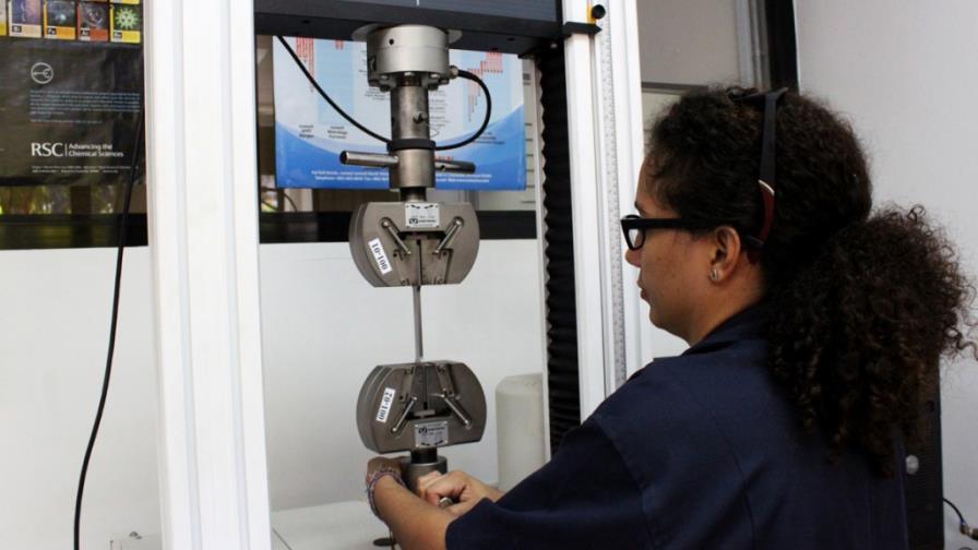 Laboratorio del INTEC recibe acreditación en metalmecánica