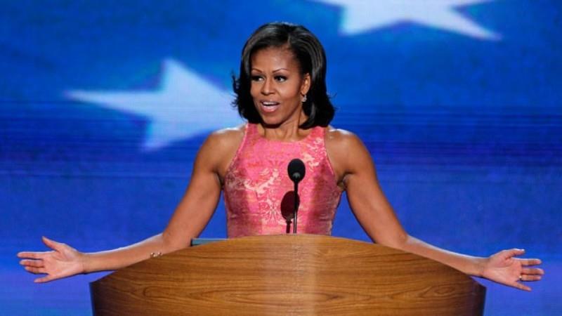 Los brazos de Michelle Obama disparan las operaciones de bíceps en EEUU