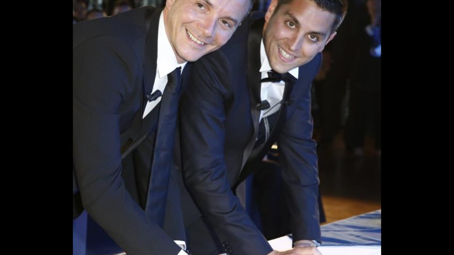 Bruno y Vincent, la primera pareja de homosexuales que se casan en Francia