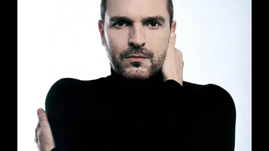 Miguel Bosé confiesa que es padre de cuatro hijos