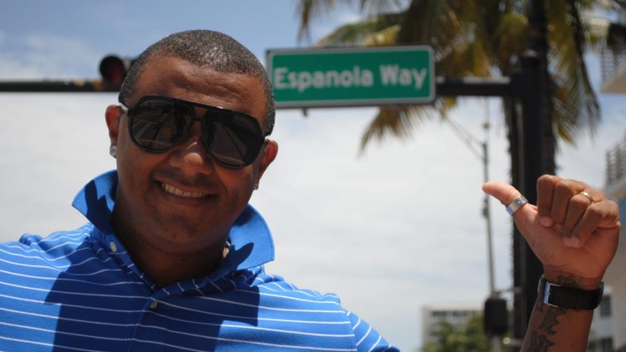 Dominicano Henry Méndez presenta en EEUU nueva versión del éxito El Tiburón