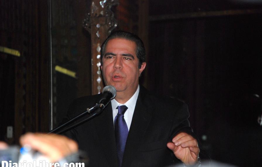 Francisco Javier García anuncia su proyecto presidencial