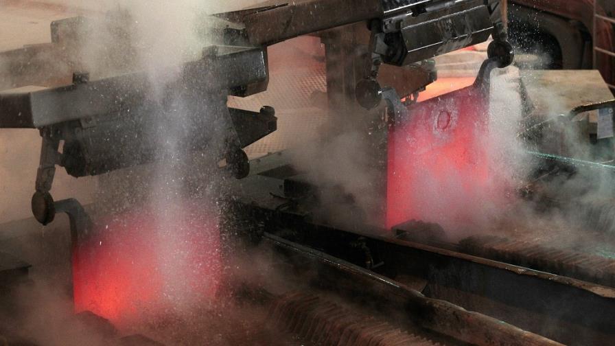 La luz brillante puede revertir la oxidación del cobre