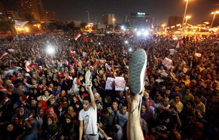 Egipto aguarda al borde del pánico las masivas protestas contra Mursi