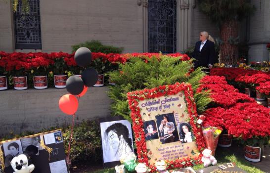 Michael Jackson pagó millones para ocultar abusos a 24 niños, según la prensa Michael Jackson pagó millones para ocultar abusos a 24 niños, según la prensa