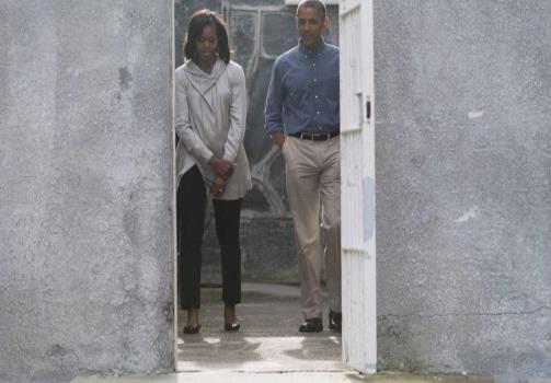 Obama, conmovido tras visitar la prisión donde estuvo encarcelado Mandela