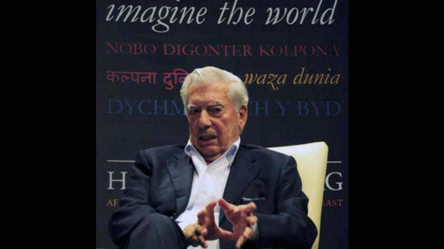 La última novela de Vargas Llosa, la más optimista