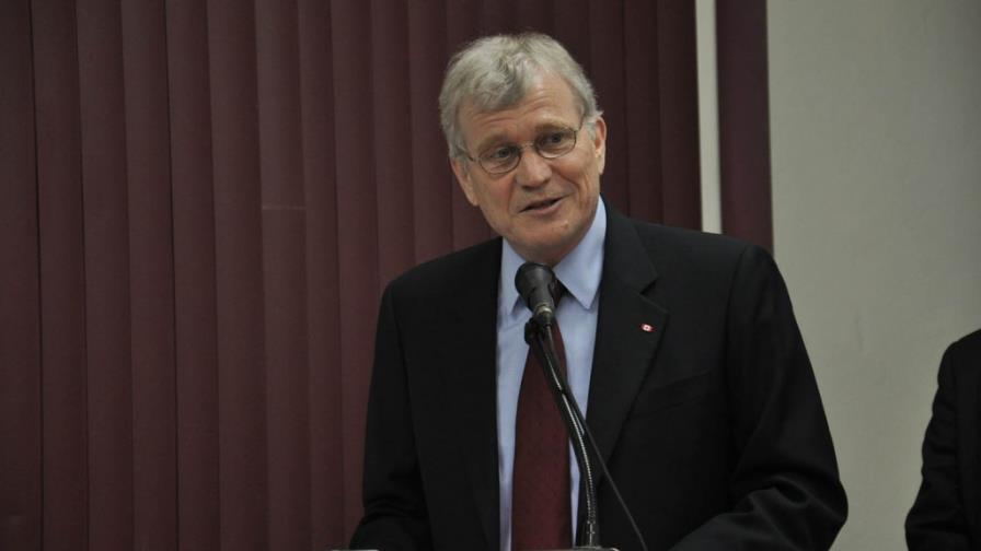 Canadá insta a mantener reglas claras en minería