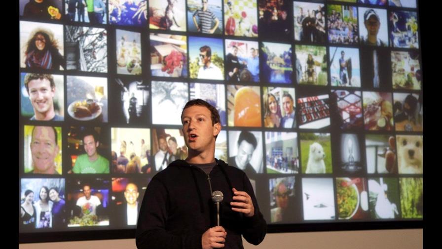 El crecimiento móvil de Facebook devora sus beneficios en 2012
