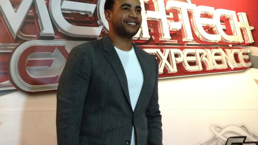 Don Omar retomará estudios para convertirse en piloto de autos