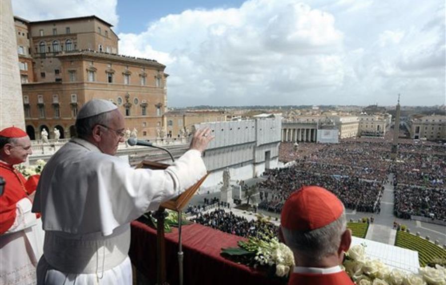 El Papa pide paz en el Medio Oriente en la Pascua