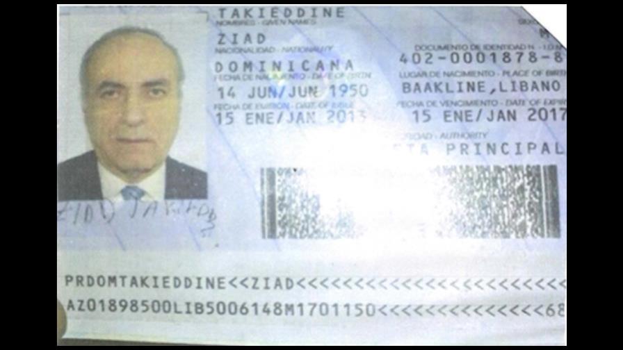 Pasaportes dice libreta diplomática de empresario francés es falsa