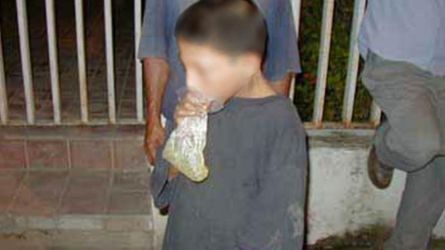 Anuncian plan para tratar niños adictos