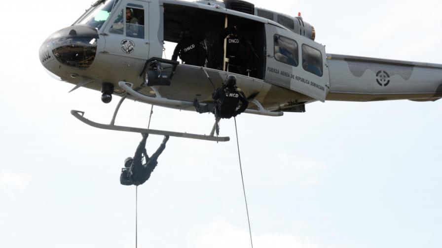 Ponen en servicio moderno helicóptero para lucha contra narcotráfico Ponen en servicio moderno helicóptero para lucha contra narcotráfico