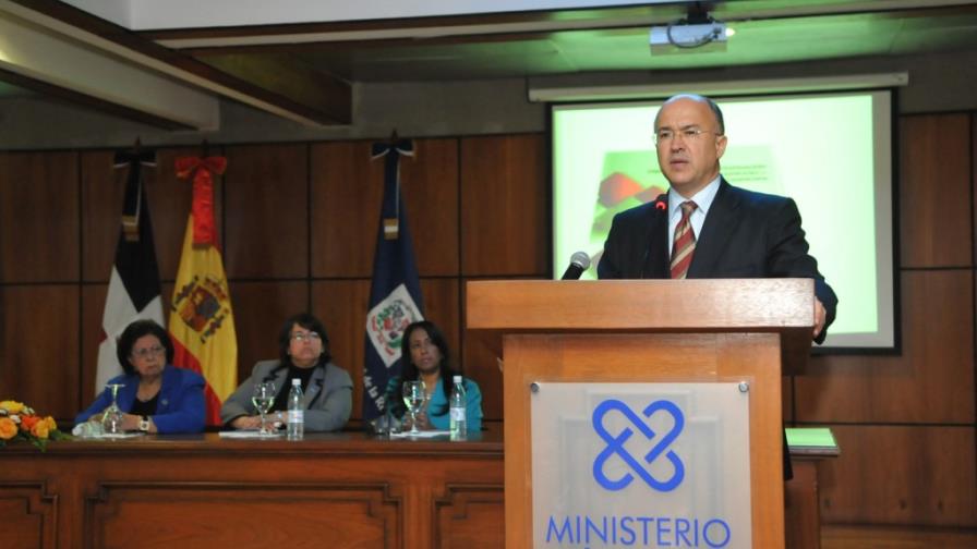 Procurador General declara alerta en contra de feminicidios
