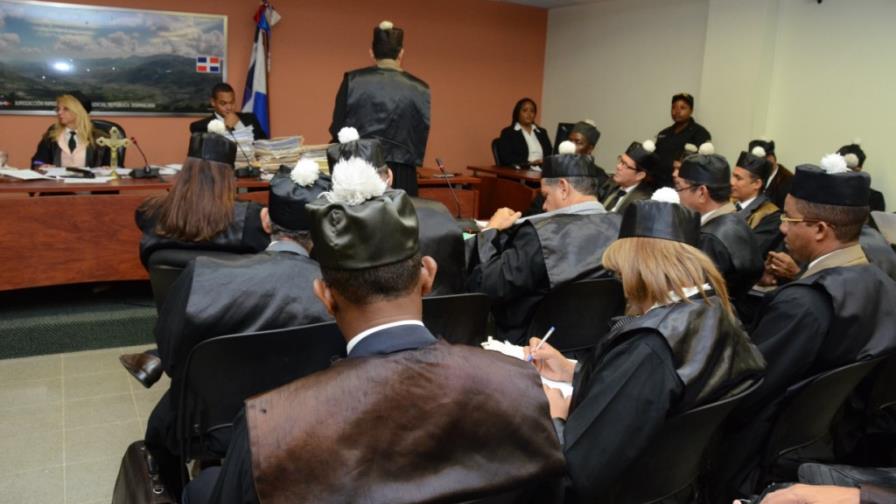 Aprueban el proyecto de ley que actualiza los honorarios de los abogados