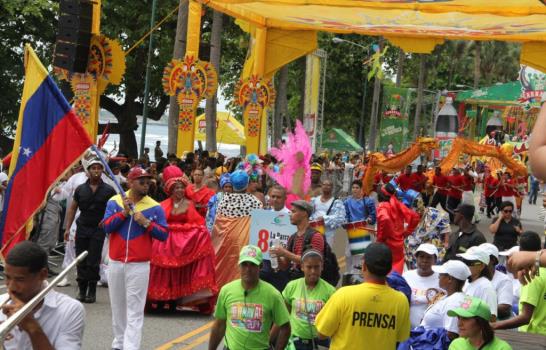 Derroche de alegría caracteriza Desfile Nacional del Carnaval