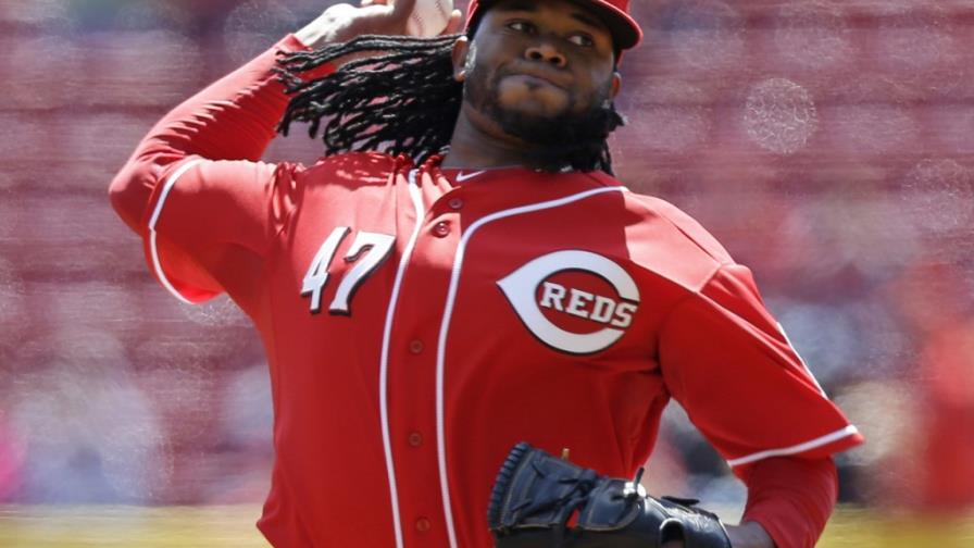 Johnny Cueto y José Bautista encabezaron una zafra productiva en abril Johnny Cueto y José Bautista encabezaron una zafra productiva en abril