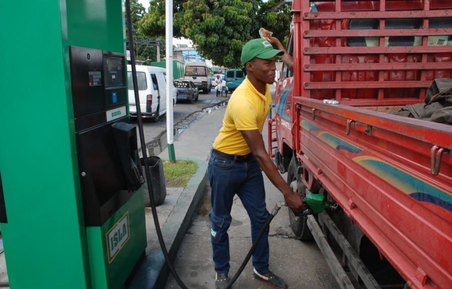 Suben las gasolinas; precios de los demás combustibles no variarán