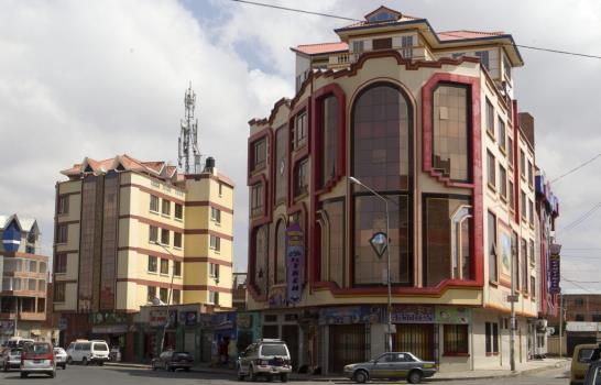 Arquitectura de indígenas ricos se convierte en reclamo turístico en Bolivia