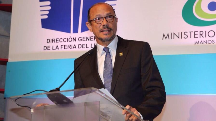 Tres productores piden indemnización por cierre del Teatro Nacional