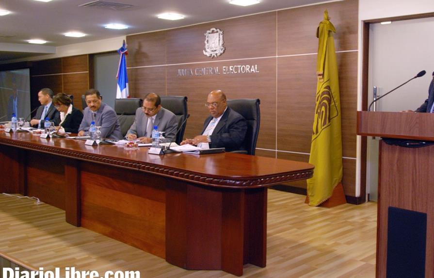 La Junta Central Electoral pide más recursos para montar las elecciones
