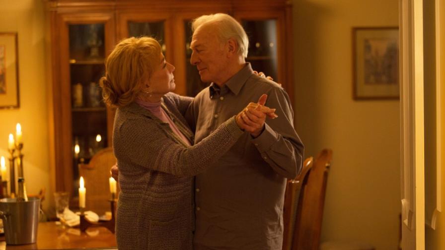 A los 80 años, Shirley MacLaine luce juvenil