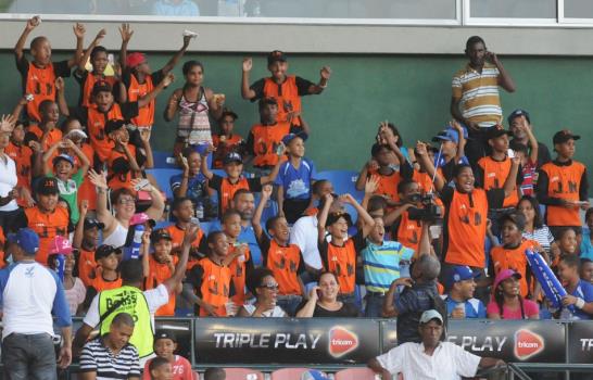 Toros ganan y están en el primer lugar en el béisbol invernal de República Dominicana