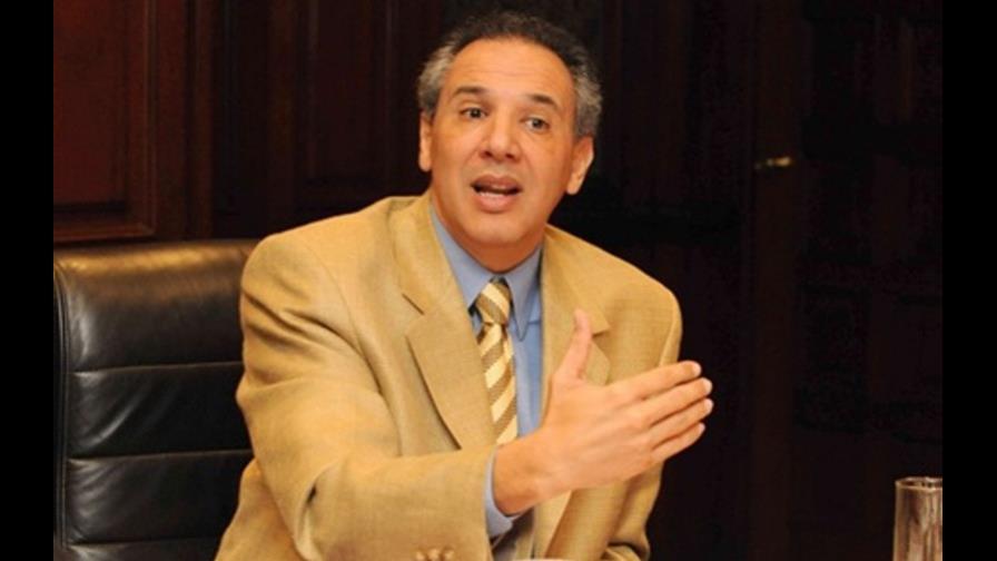 El Gobierno no prevé más impuestos, según Peralta