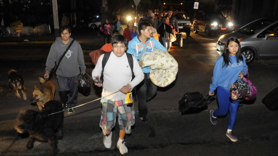 Más de medio centenar de replicas siguieron a sismo de 7,6 grados en Chile Más de medio centenar de replicas siguieron a sismo de 7,6 grados en Chile