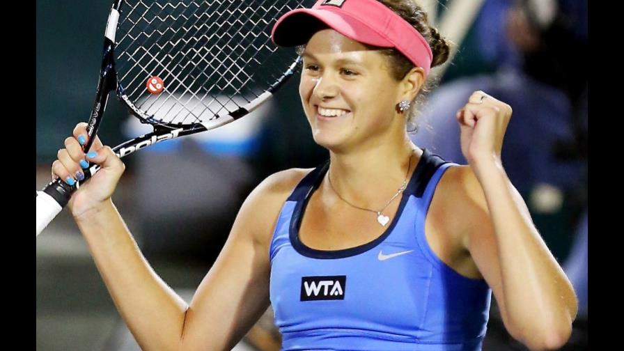 Errani, Bouchard, Hantuchova y Cepelova llegan a cuartos; Venus, eliminada