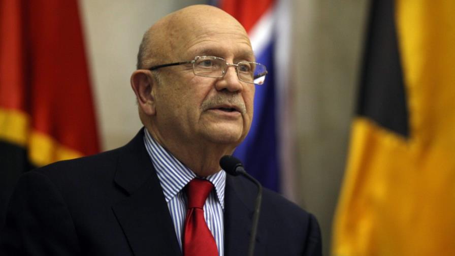 Morales Troncoso destaca rol del Rey Juan Carlos I