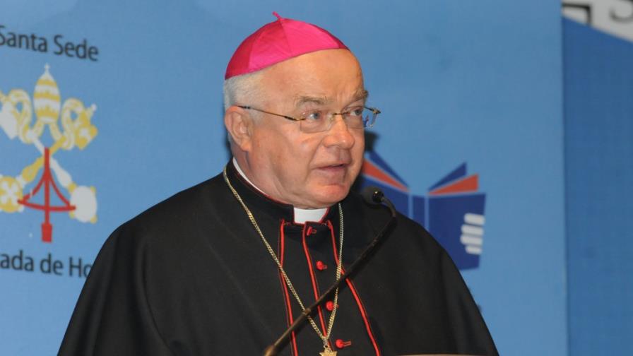 Exnuncio Jozef Wesolowski, en libertad con limitaciones Exnuncio Jozef Wesolowski, en libertad con limitaciones