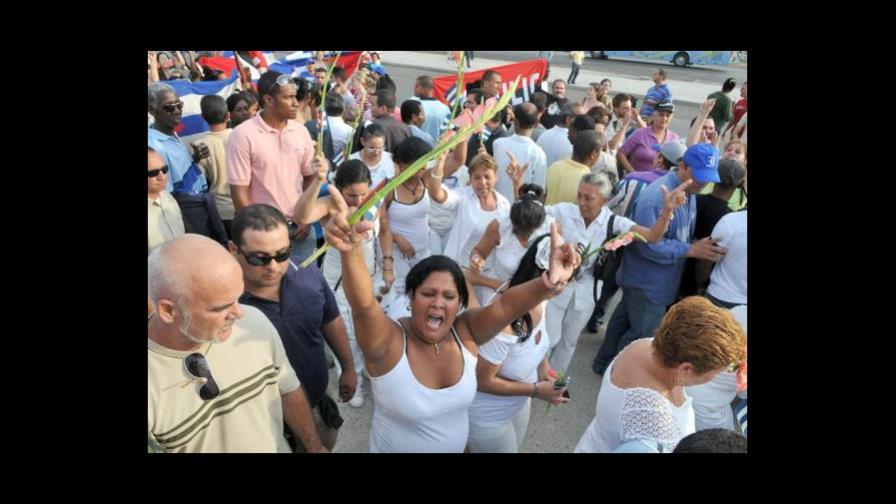 Damas de Blanco denuncian detenciones y decomiso de artículos