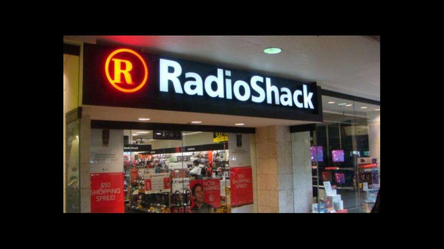 La cadena de electrónica Radio Shack planea cerrar 1. 100 tiendas en EE. UU.