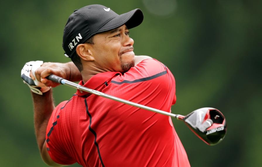 Tiger Woods abandona el torneo Bridgestone que lidera Sergio García