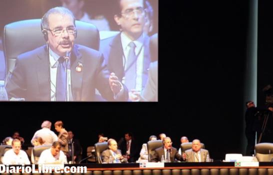 El servicio exterior es la sombra del gobierno de Danilo Medina