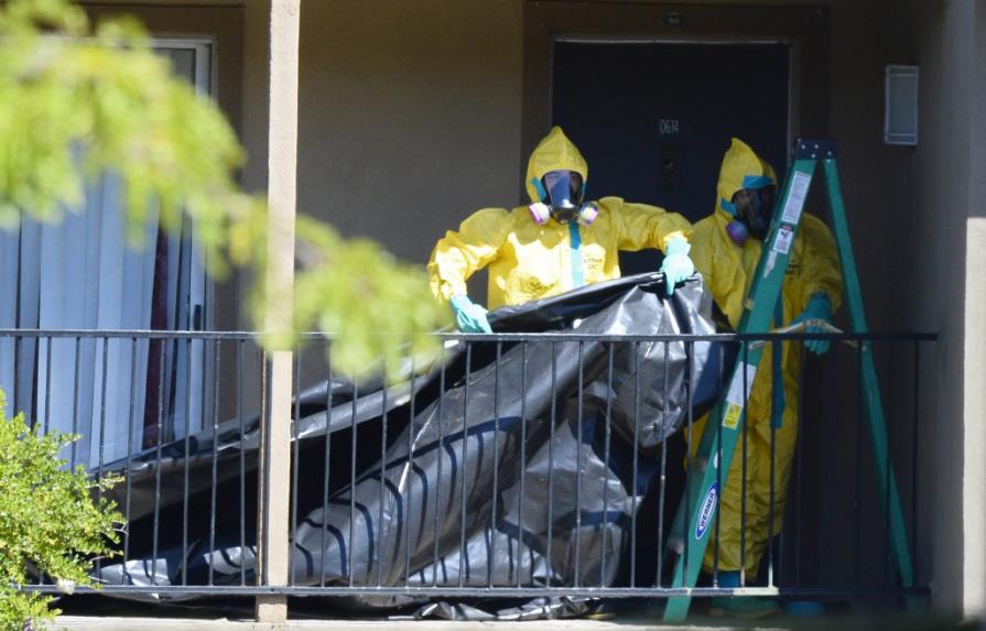 Diez personas están en alto riesgo de tener el ébola en Dallas