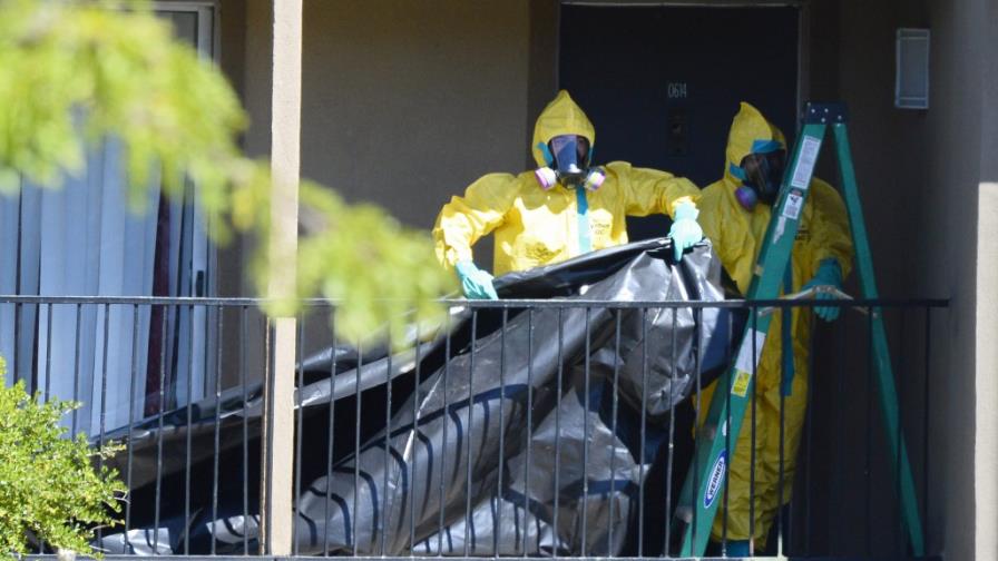 Diez personas están en alto riesgo de tener el ébola en Dallas Diez personas están en alto riesgo de tener el ébola en Dallas