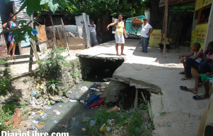 Santo Domingo Norte requiere un préstamo para sanear 52 cañadas