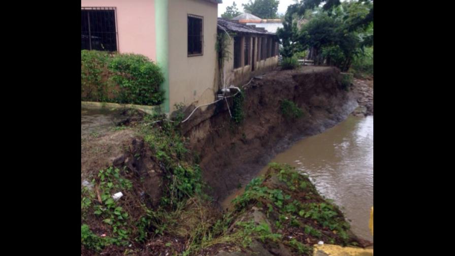 Un muerto y cientos de afectados por las lluvias