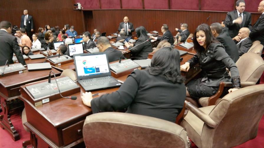 Los diputados no saben cuántos artículos tiene la Constitución