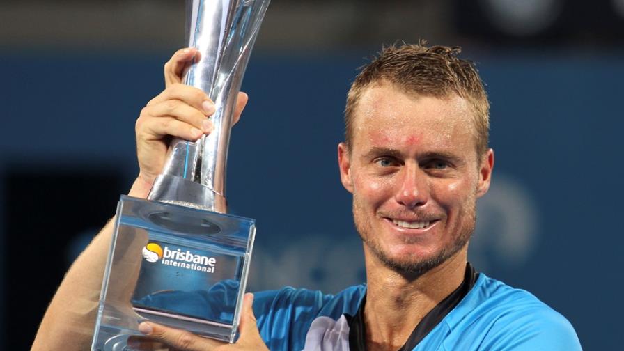 Hewitt supera a Federer y es campeón de Brisbane