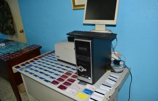 Policía Nacional desmantela dos laboratorios para clonar tarjetas