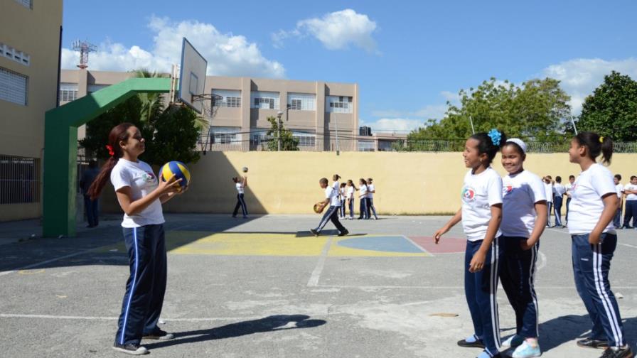 La escuela Benito Juárez con carencias