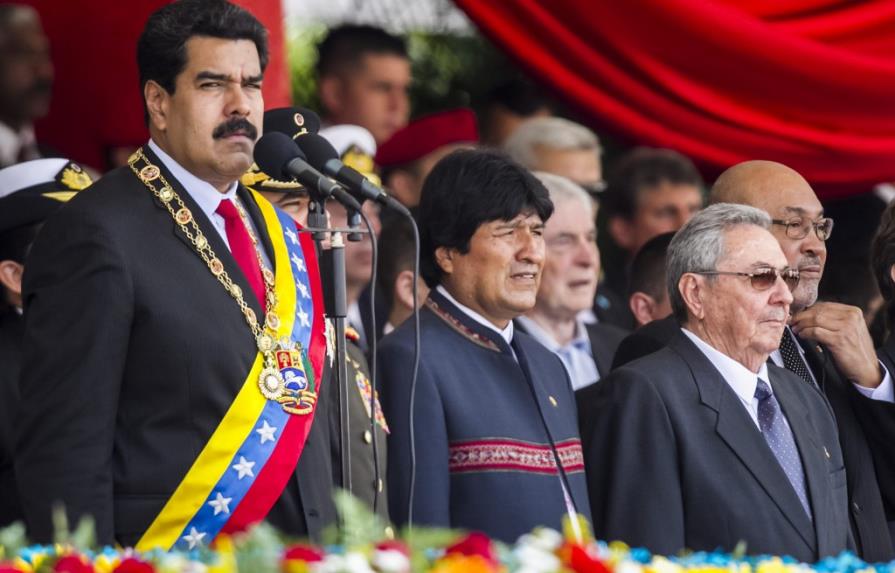 Evo Morales aprendió de Chávez a luchar permanentemente contra el imperio
